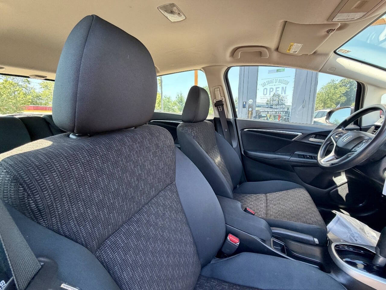 Used 2017 Honda Fit LX image 27