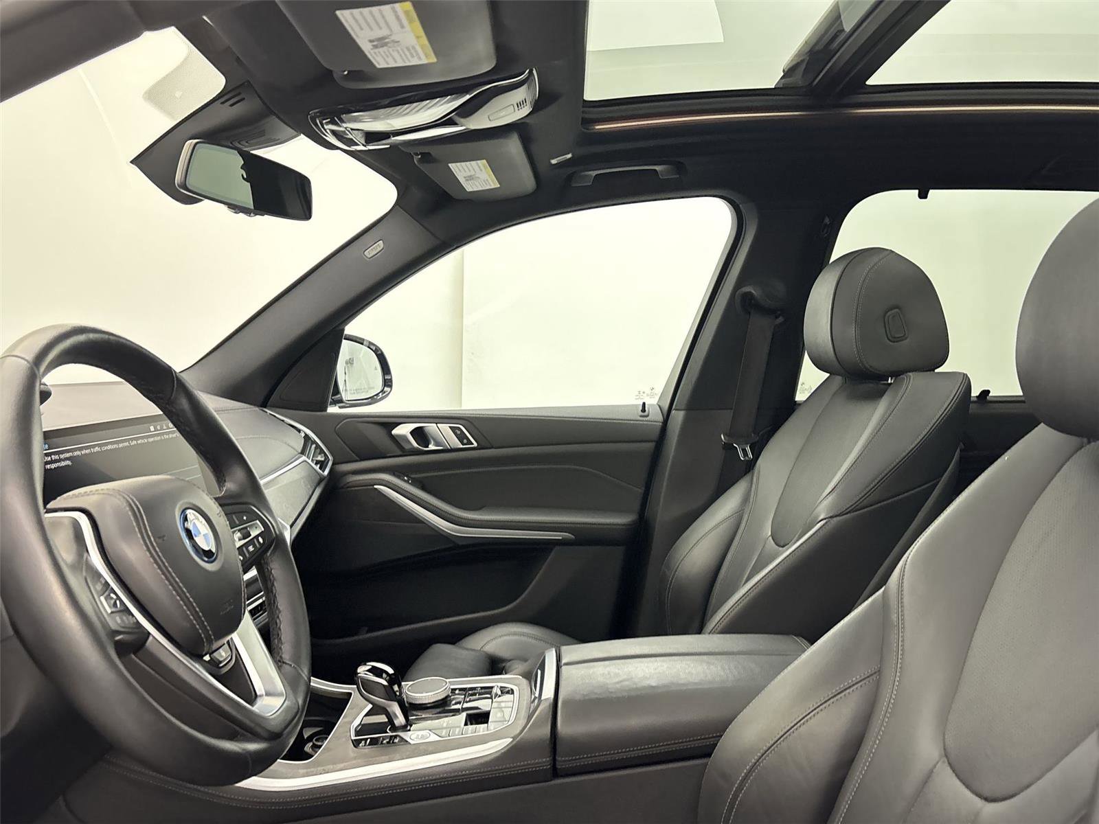 Used 2022 BMW X5 xDrive45e w/ Climate Comfort Package image 24