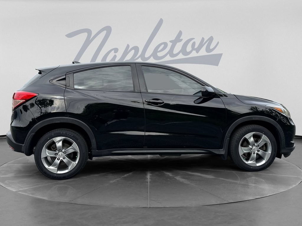 Used 2018 Honda HR-V LX image 9