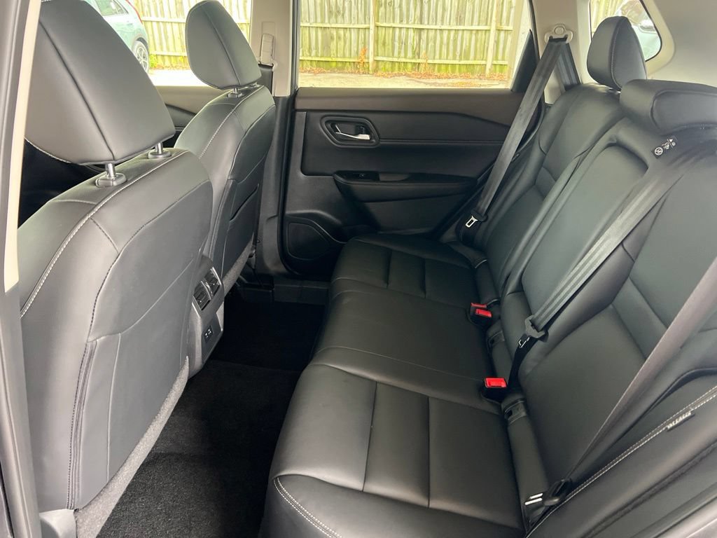Certified 2023 Nissan Rogue SL AWD/4WD image 9