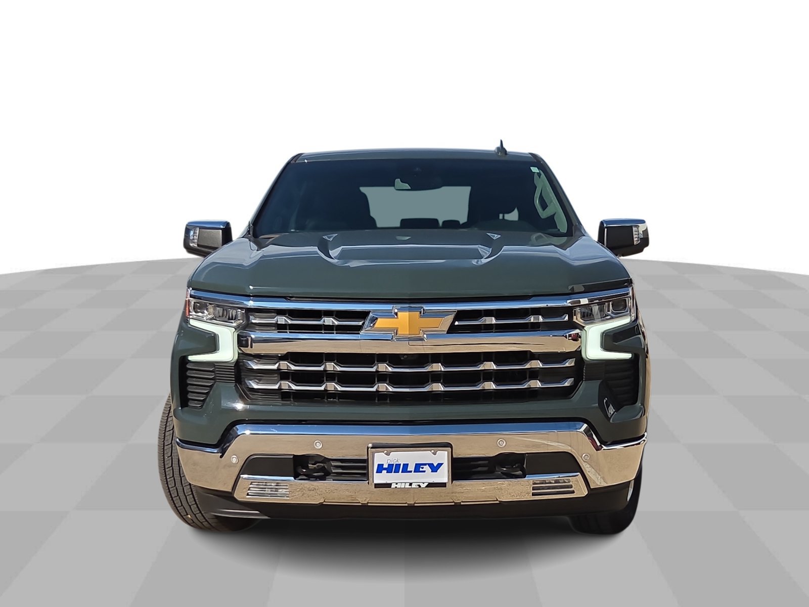 Used 2025 Chevrolet Silverado 1500 LTZ RWD image 3