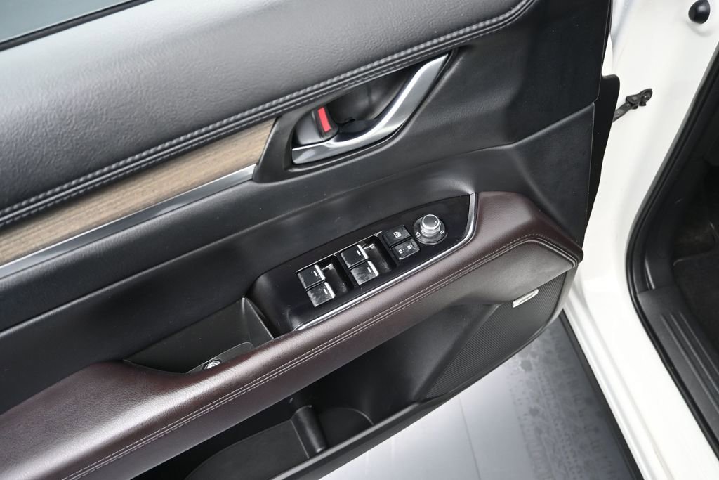 Used 2021 MAZDA CX-5 Signature AWD/4WD image 17