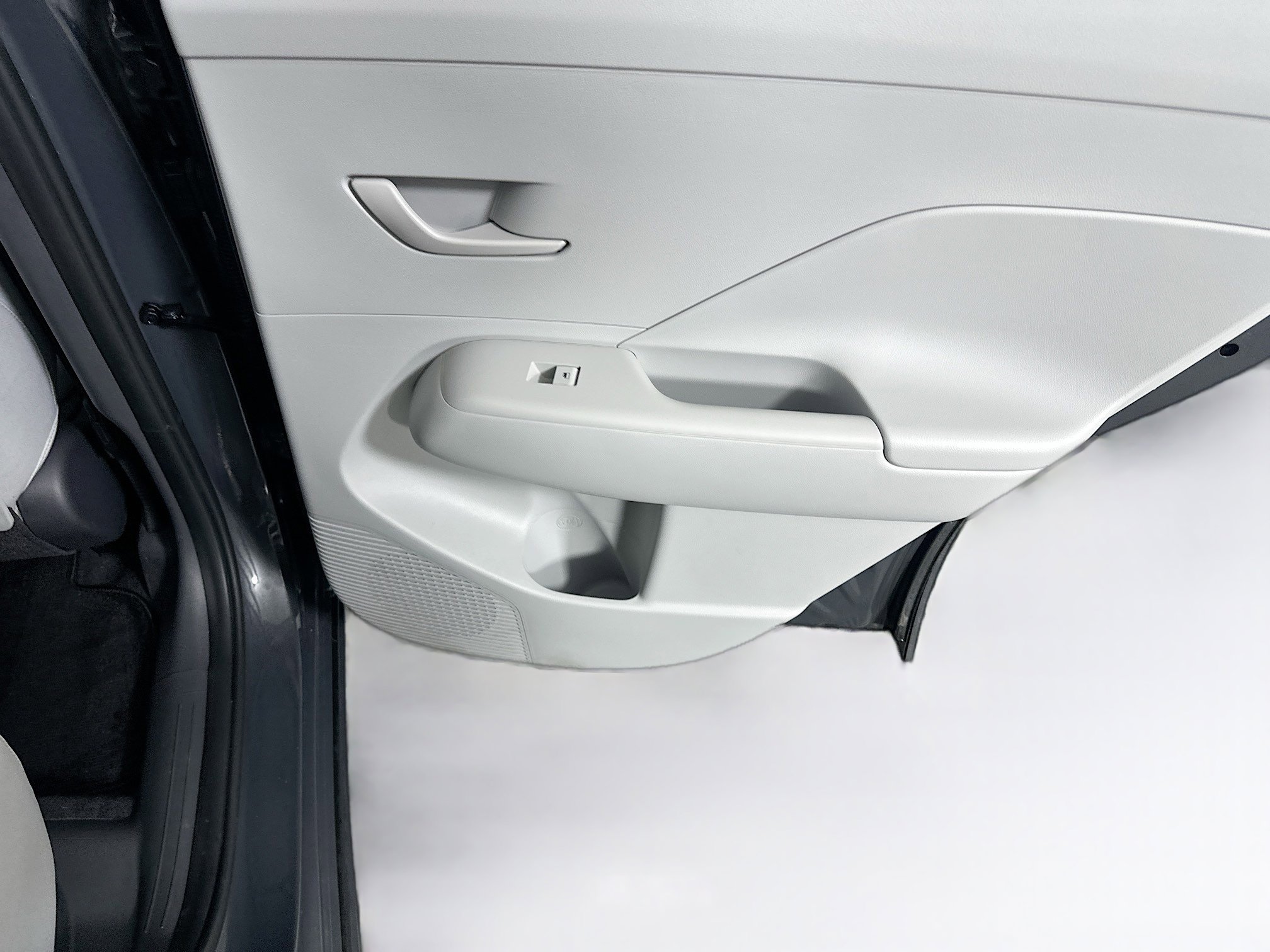 Used 2024 Hyundai Kona SEL FWD image 28