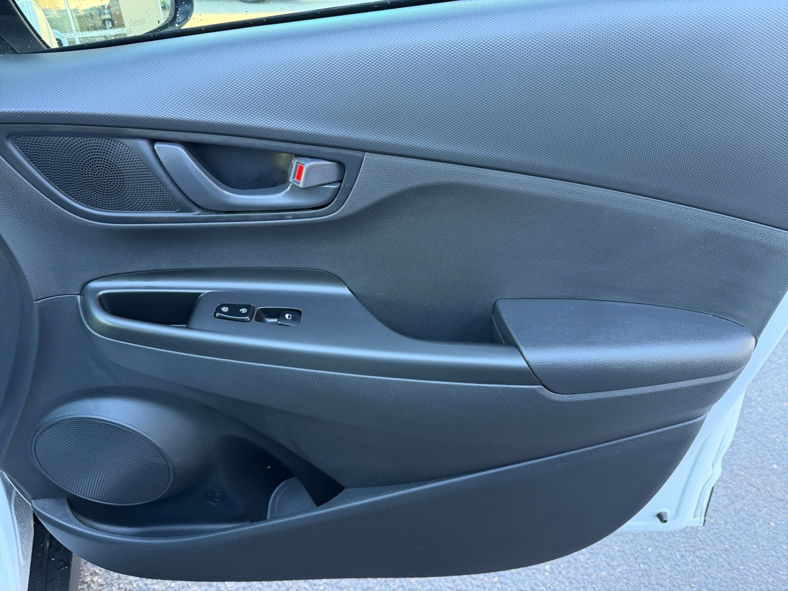 Used 2020 Hyundai Kona SE image 16