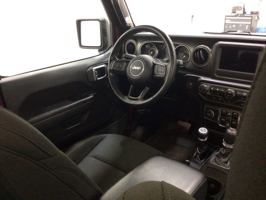 Used 2022 Jeep Gladiator Sport AWD/4WD image 15