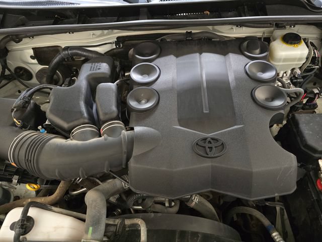 Used 2016 Toyota 4Runner Limited w/ Convenience Package AWD/4WD image 12