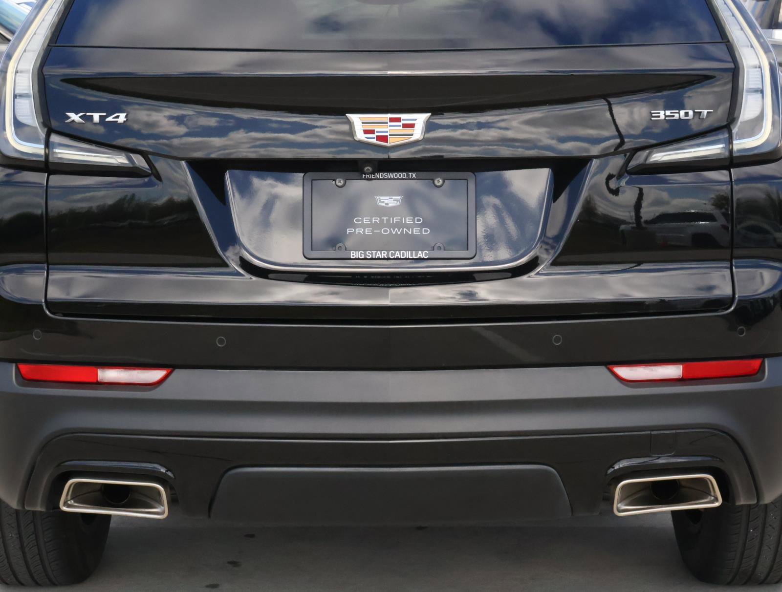 Certified 2023 Cadillac XT4 Sport w/ Technology Package image 10