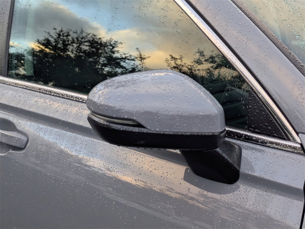 Used 2024 Honda CR-V EX-L image 11