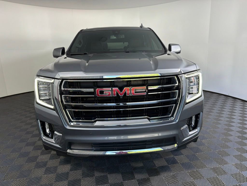Used 2022 GMC Yukon SLT w/ SLT Luxury Package AWD/4WD image 2