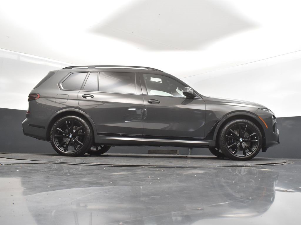 New 2026 BMW X7 xDrive40i w/ Executive Package image 46