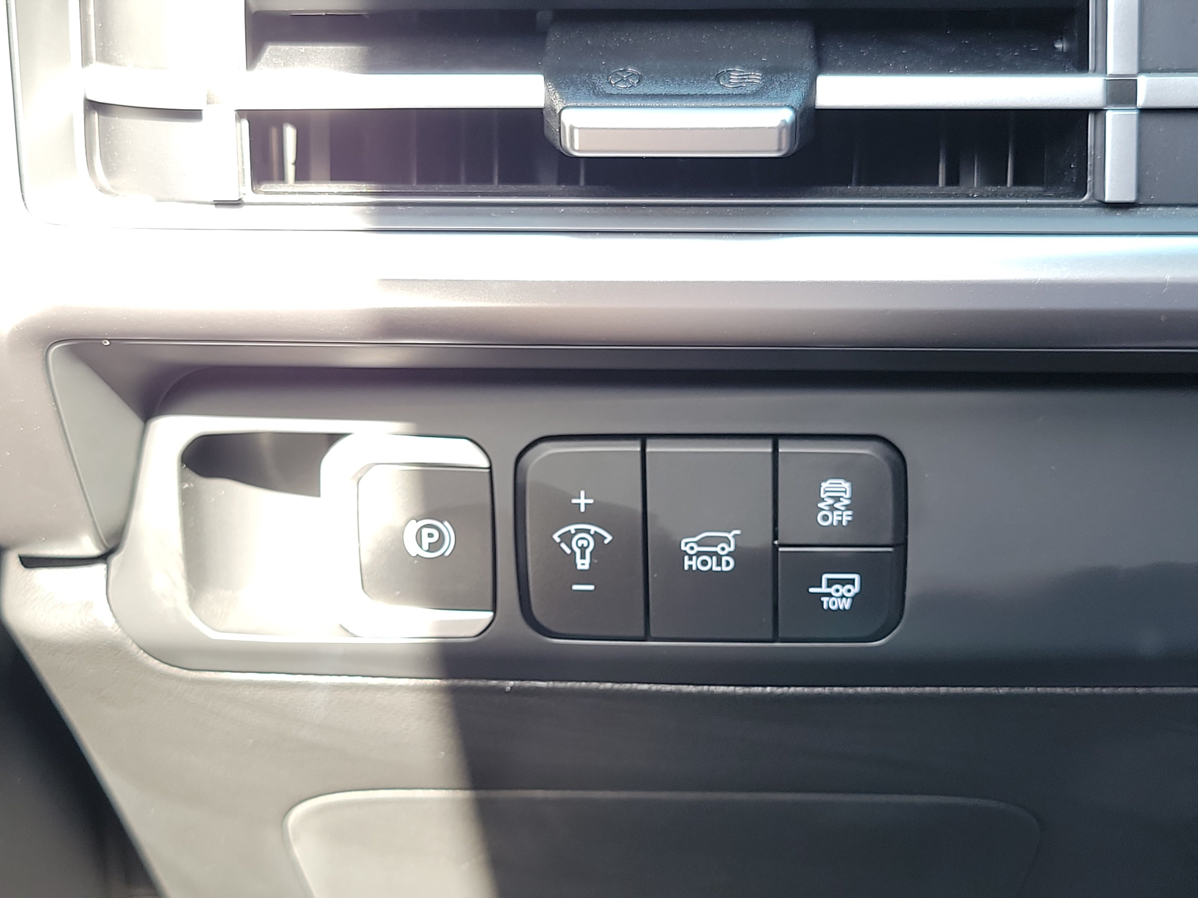 Certified 2025 Hyundai Santa Fe XRT AWD/4WD image 13