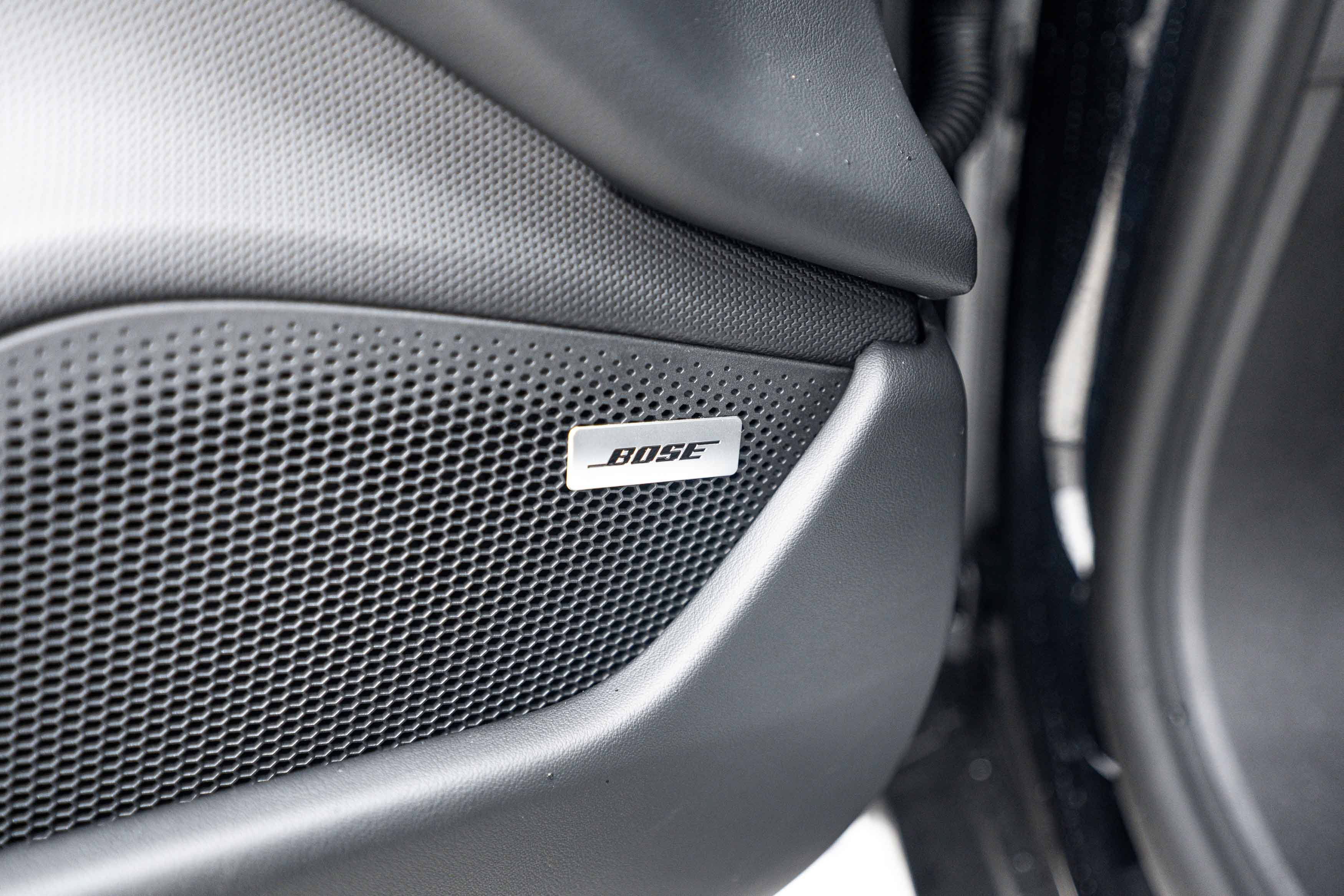 New 2026 Porsche Taycan AWD/4WD image 18
