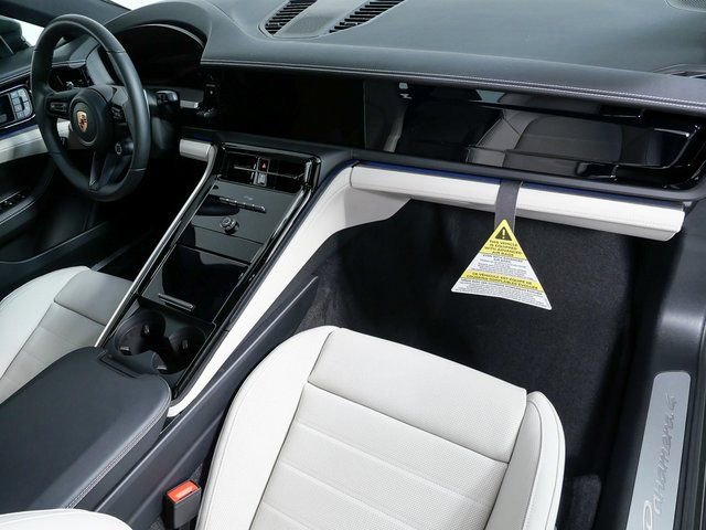 New 2026 Porsche Panamera 4 image 20