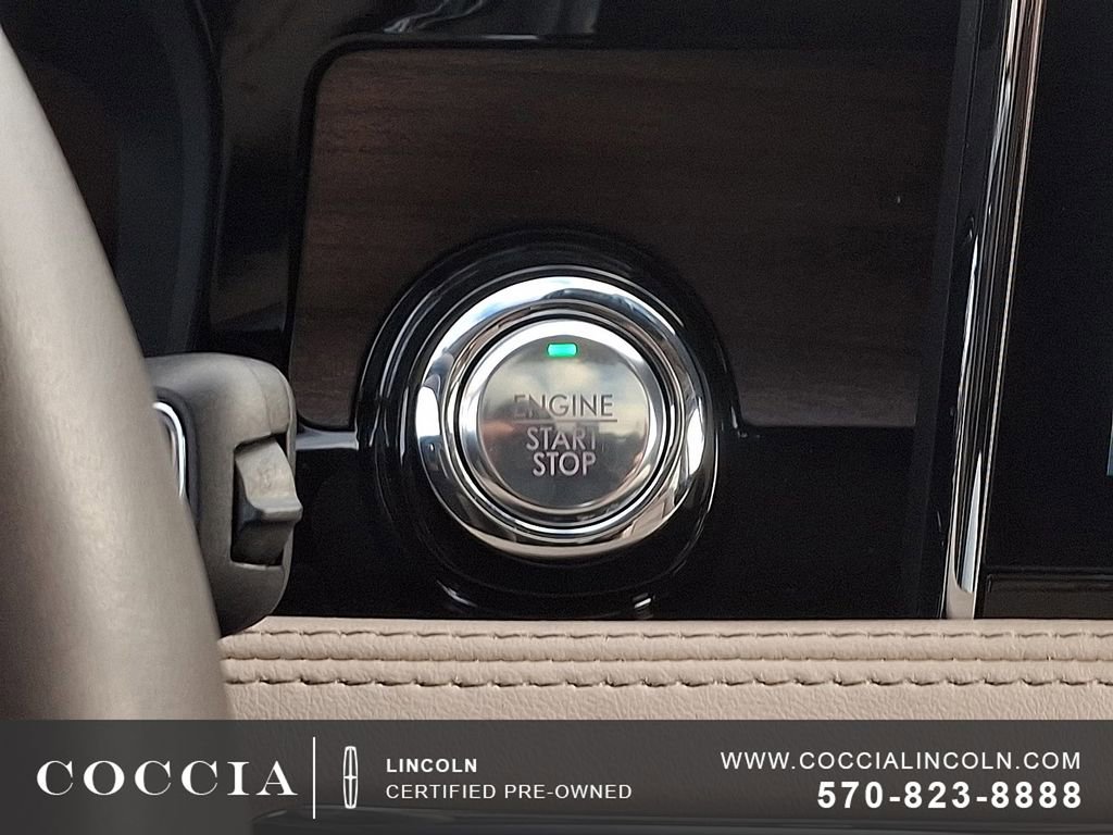 Certified 2022 Lincoln Corsair Reserve w/ Equipment Group 201A image 25