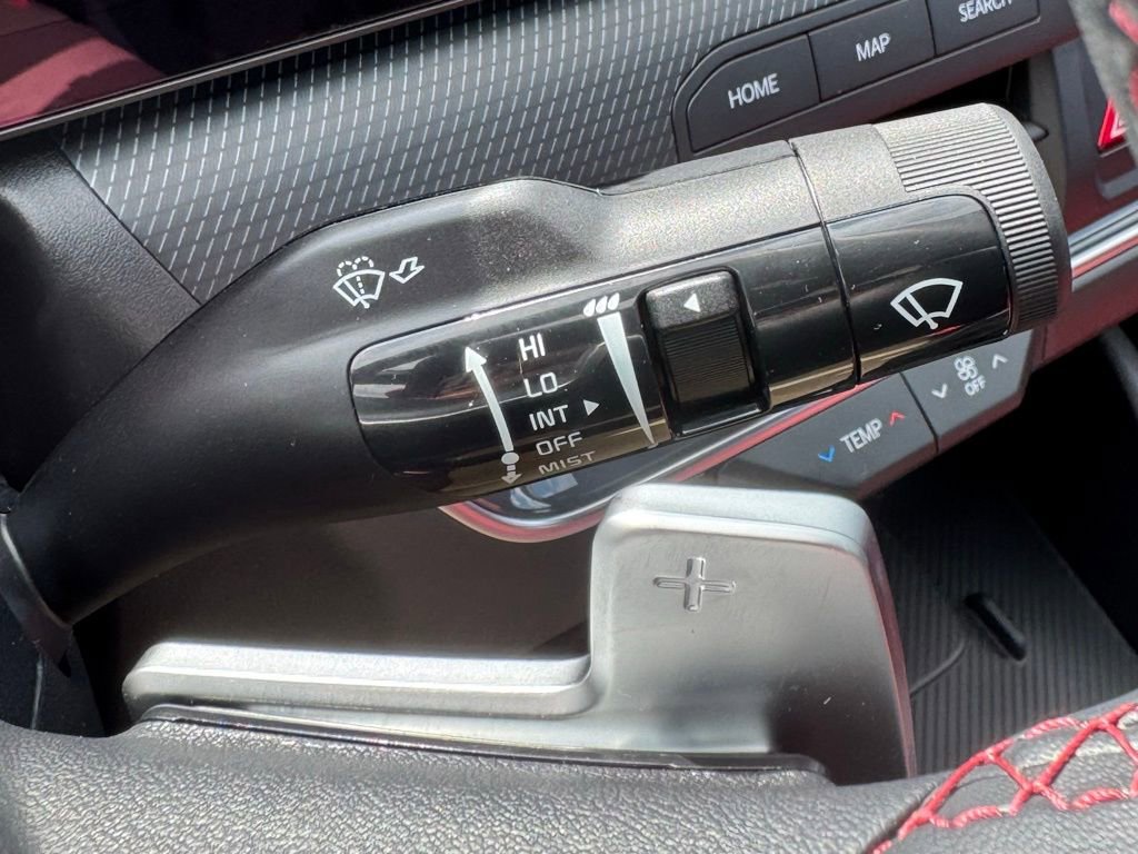 New 2025 Kia K4 GT-Line image 17