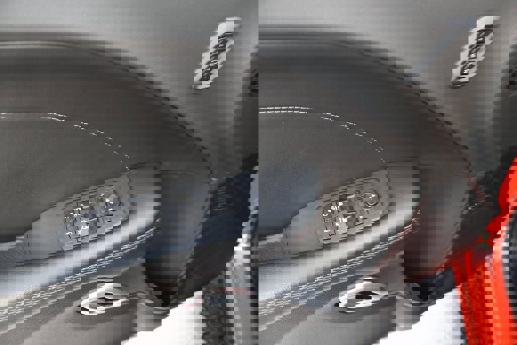 Used 2023 Dodge Challenger R/T w/ Plus Package image 19