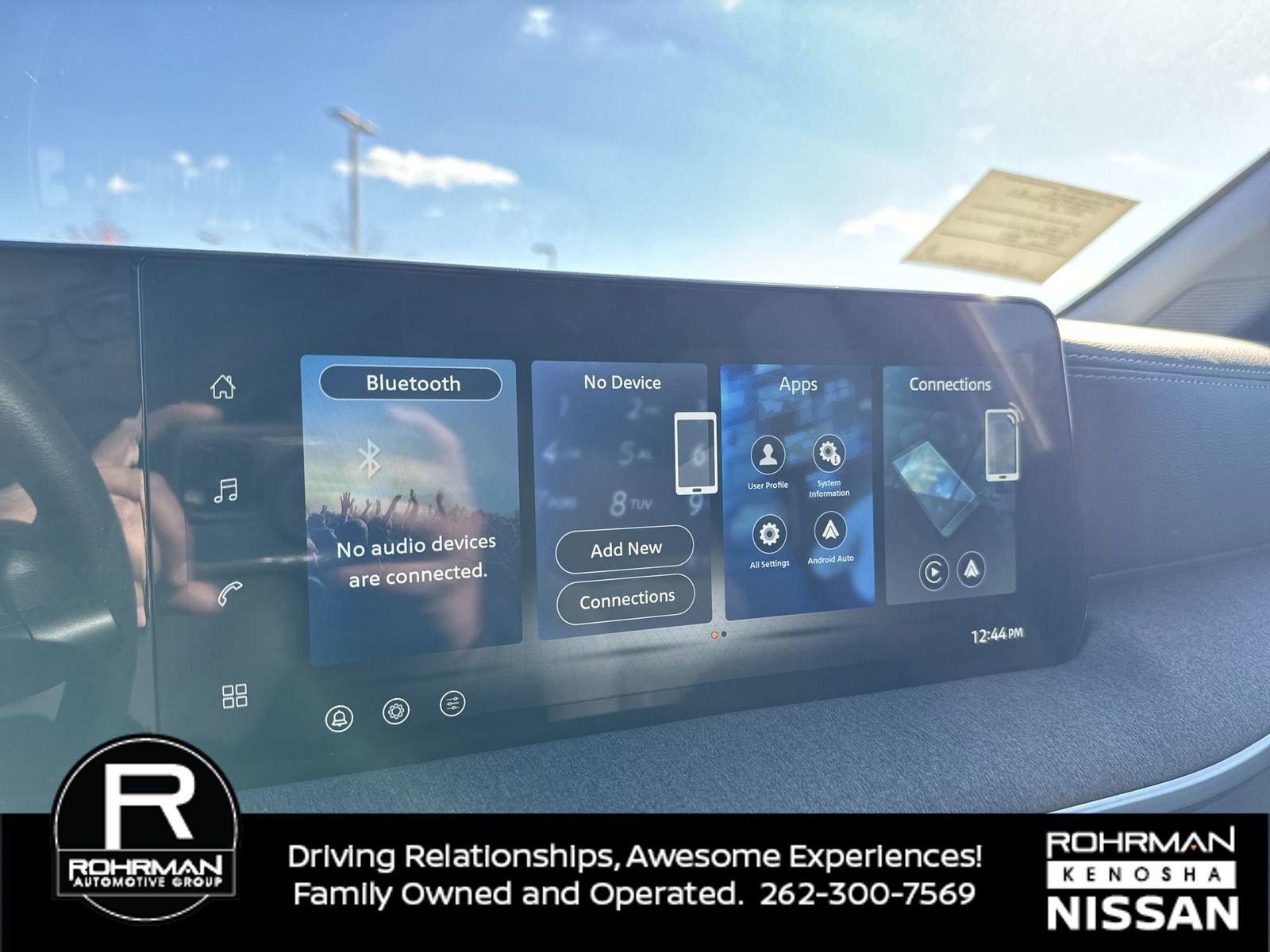 New 2026 Nissan Kicks SV w/ SV Premium Package image 7