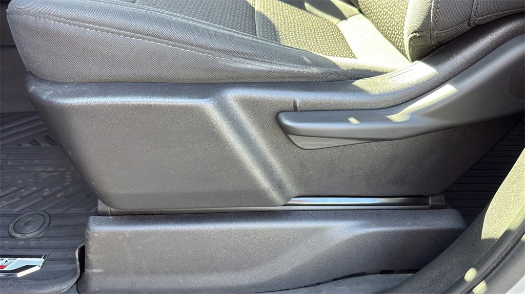 Used 2021 Chevrolet Silverado 1500 Custom Trail Boss w/ LPO, Dark Essentials Package image 11