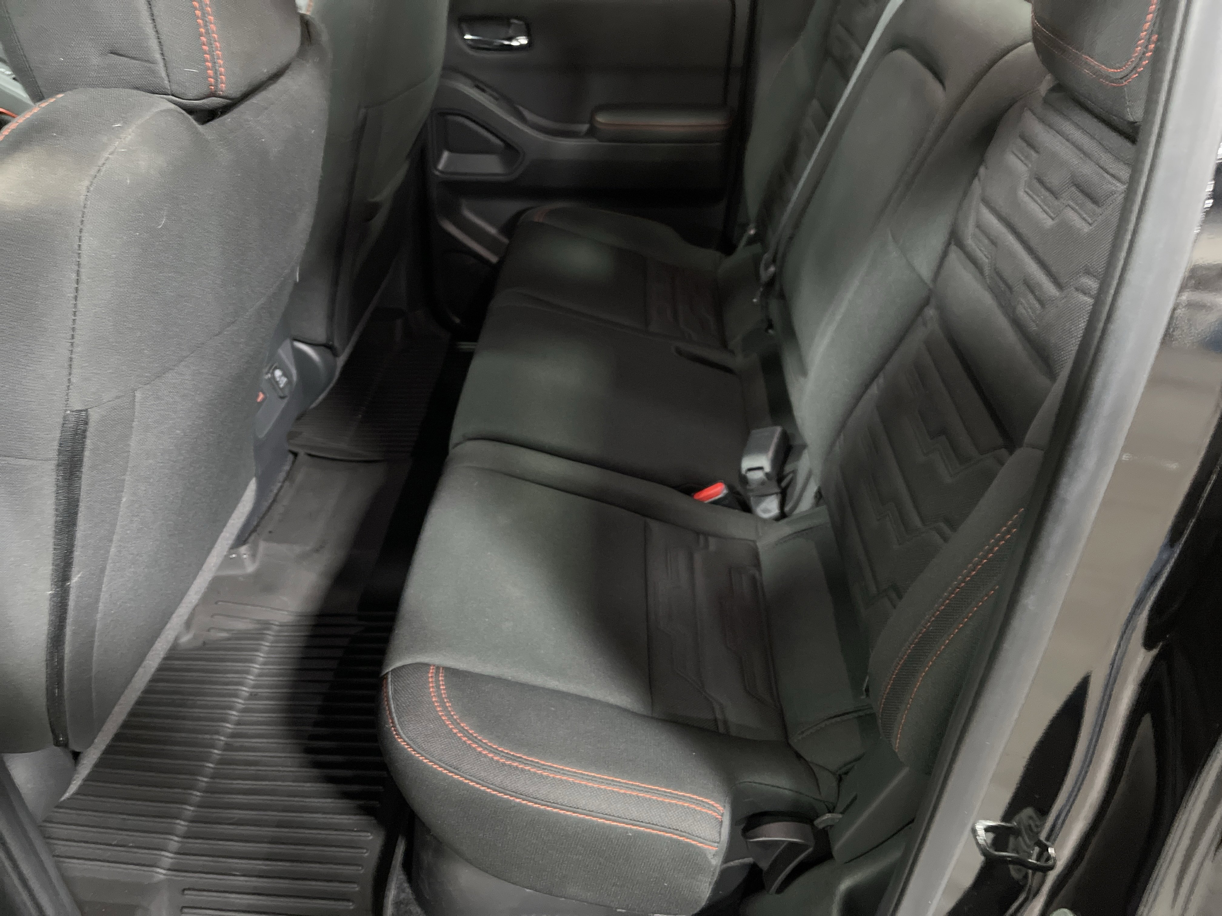 Used 2023 Nissan Frontier PRO-4X w/ Pro Convenience Package image 14