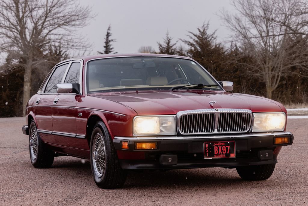 Used 1992 Jaguar XJ Vanden Plas image 38