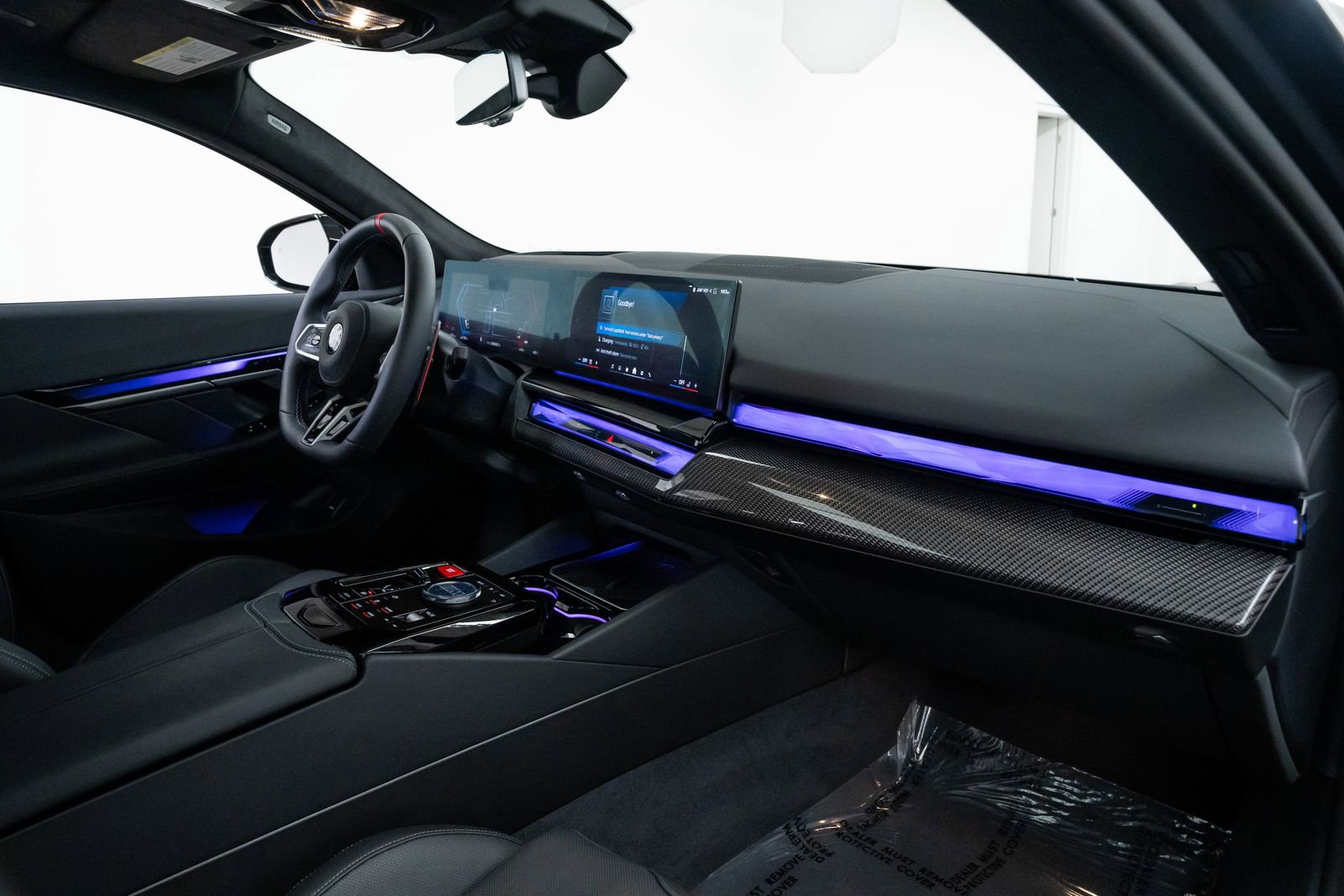 Used 2025 BMW M5 Touring image 30