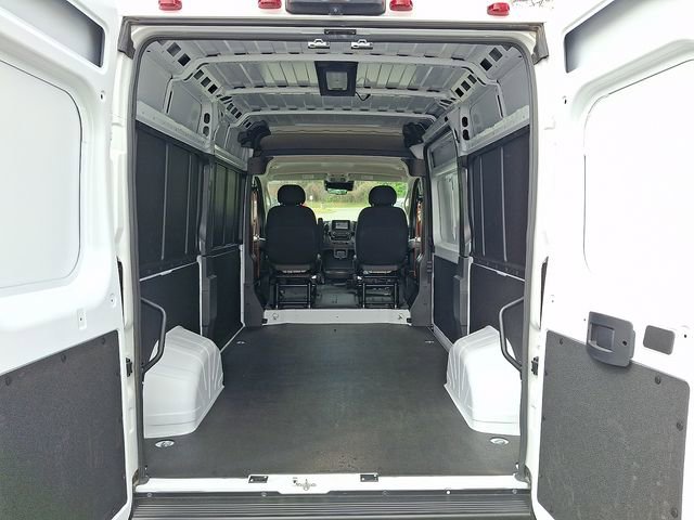 Used 2024 RAM ProMaster 2500 w/ Safety Group image 23