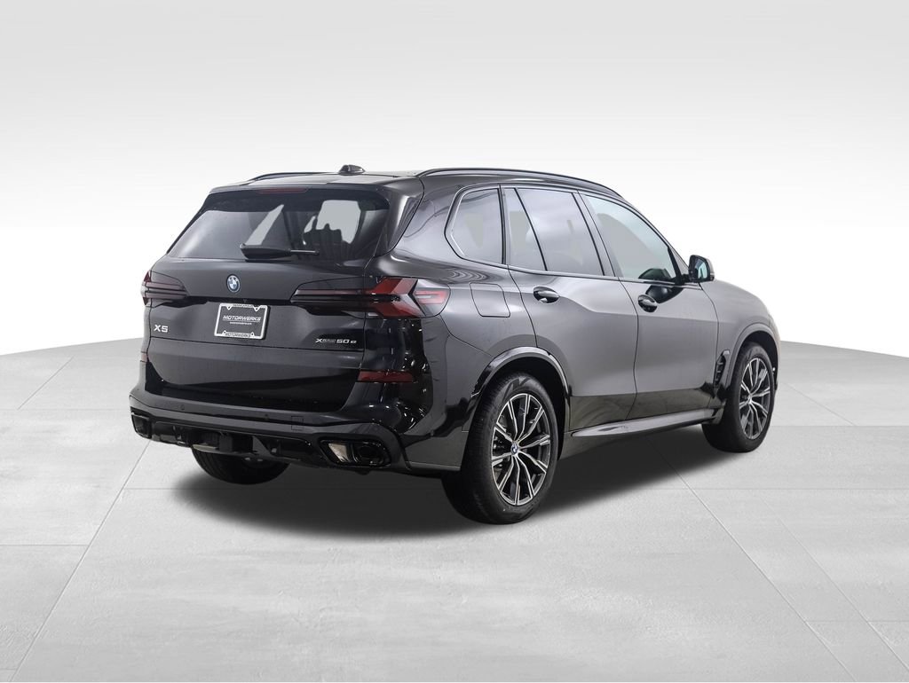 New 2026 BMW X5 xDrive50e w/ M Sport Package image 5