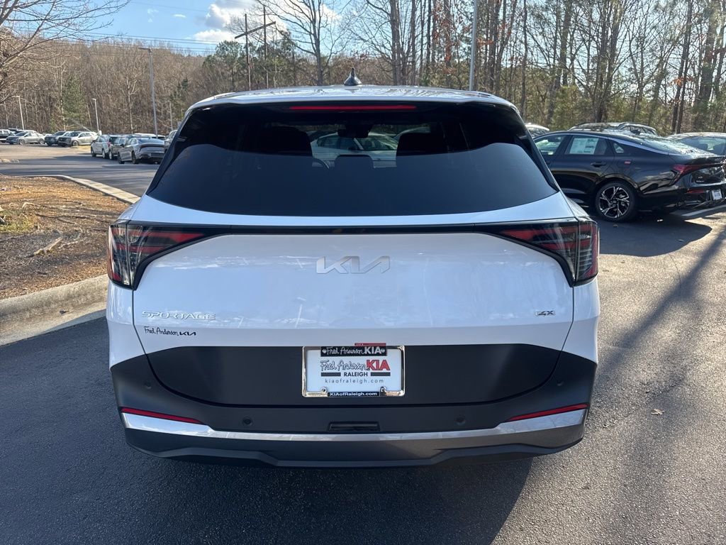 New 2026 Kia Sportage LX AWD/4WD image 17