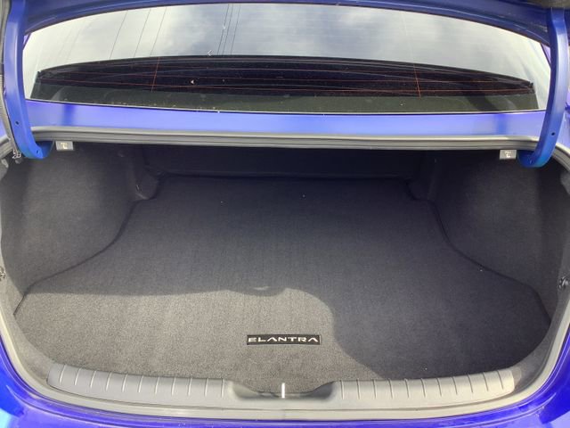 Used 2023 Hyundai Elantra SEL w/ Convenience Package image 28