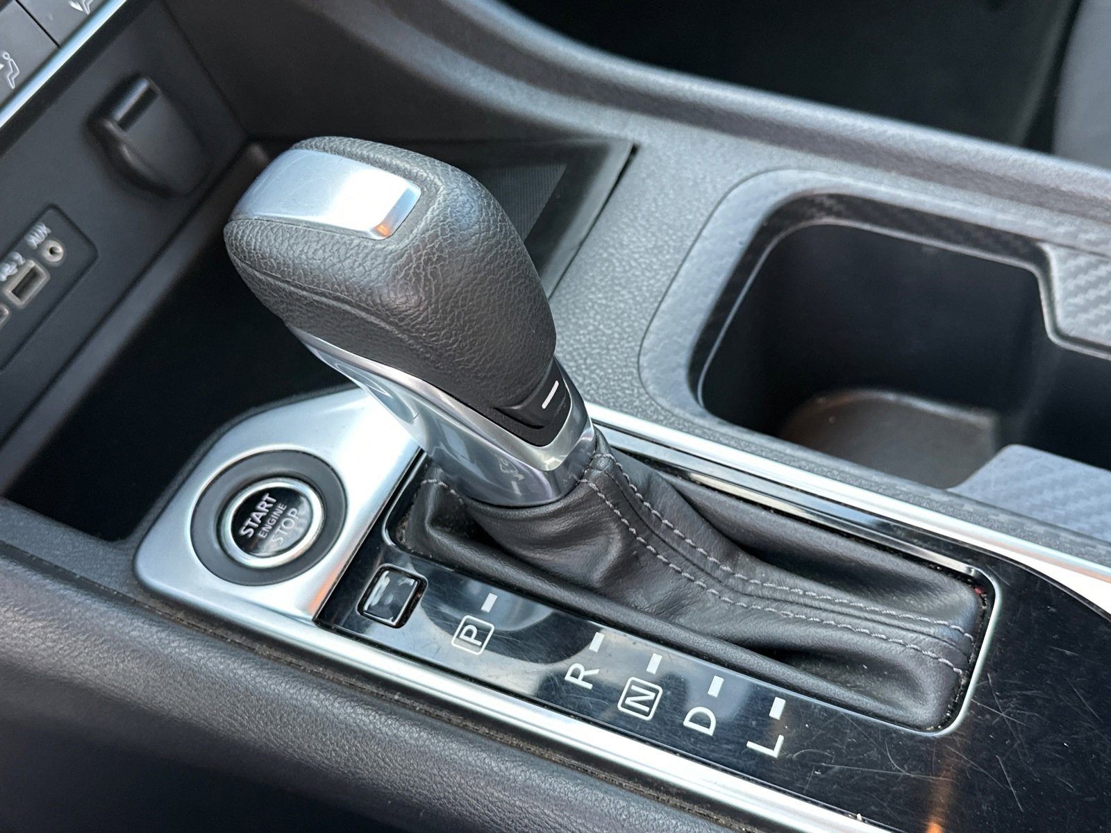 Certified 2022 Nissan Sentra SV image 32