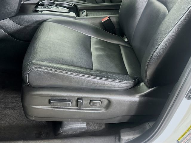 Certified 2022 Honda Pilot Touring image 31