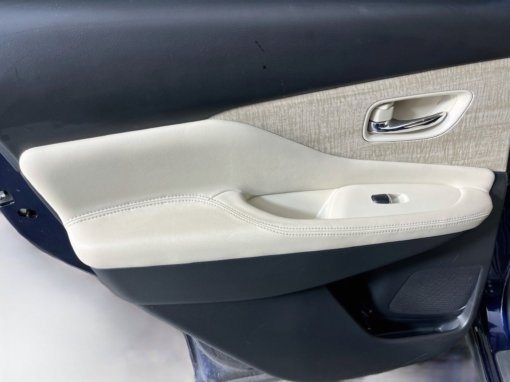 Used 2023 Nissan Murano SL w/ SL Moonroof Package FWD image 31