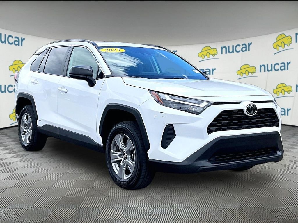 Used 2025 Toyota RAV4 LE AWD/4WD image 1