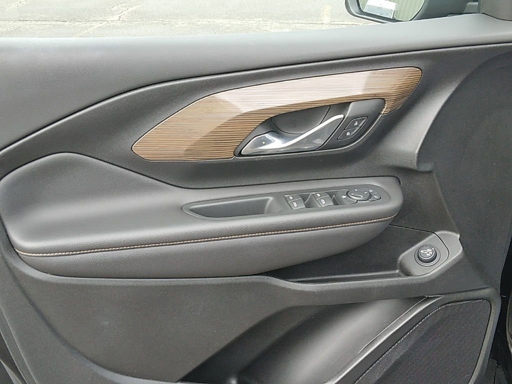 Used 2021 GMC Terrain SLE w/ Driver Convenience Package image 23