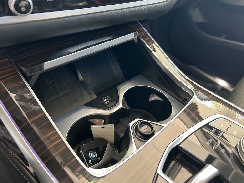 Used 2025 BMW X7 xDrive40i image 70