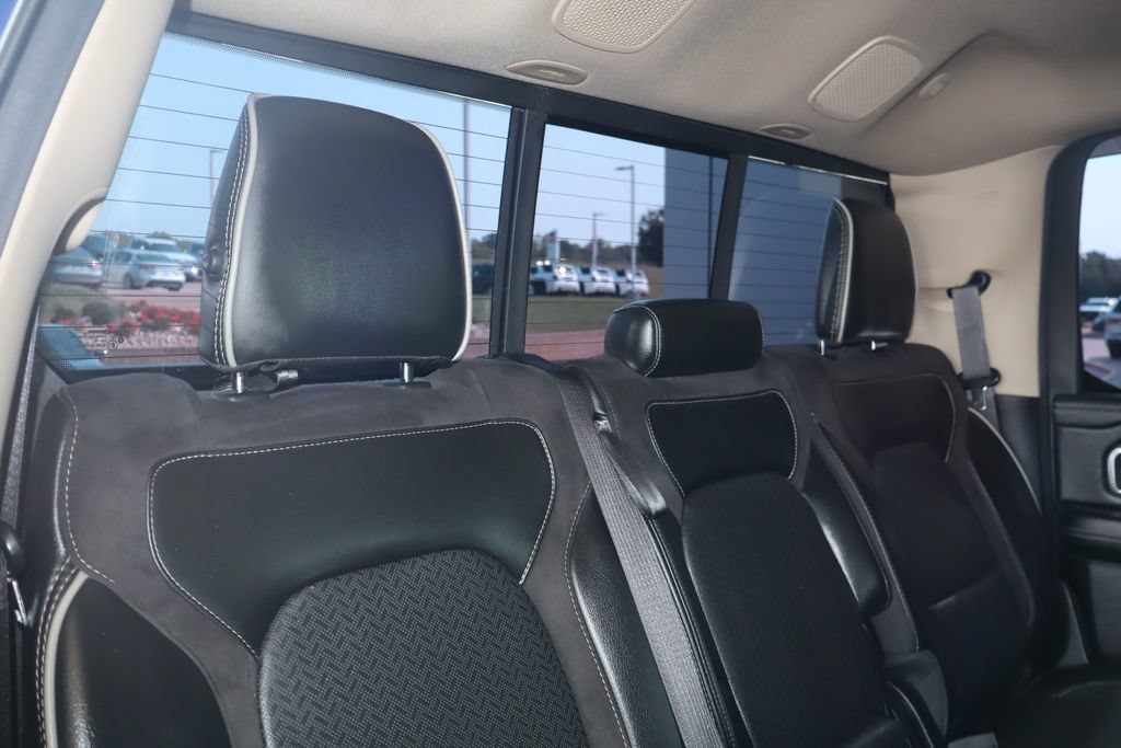 Used 2019 RAM 1500 Laramie AWD/4WD image 40