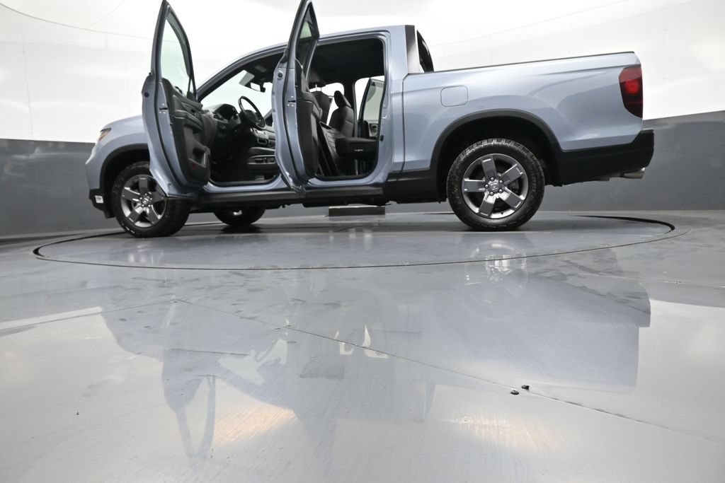 Certified 2024 Honda Ridgeline TrailSport image 50