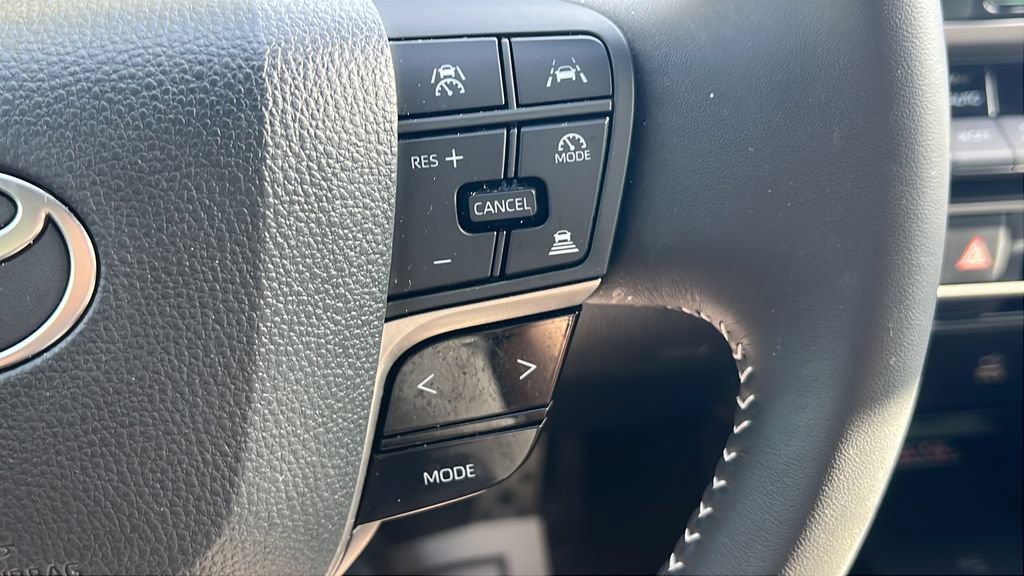 Used 2026 Toyota Camry SE FWD image 20