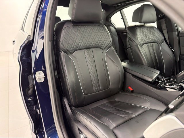 Certified 2023 BMW M550i xDrive w/ Executive Package AWD/4WD image 19