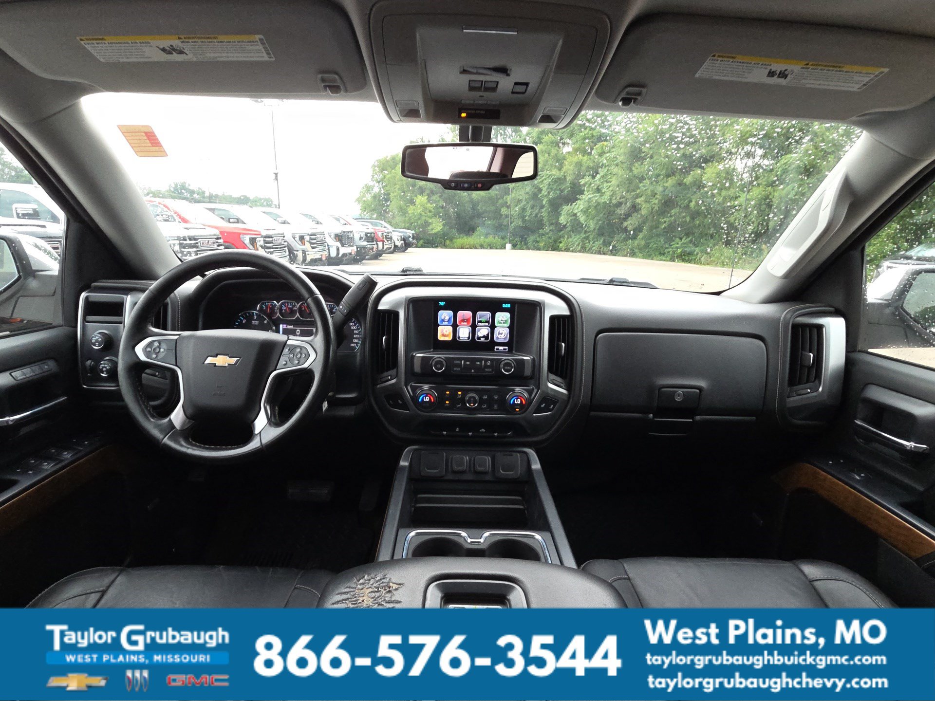 Used 2016 Chevrolet Silverado 1500 LTZ w/ Sport Package AWD/4WD image 31