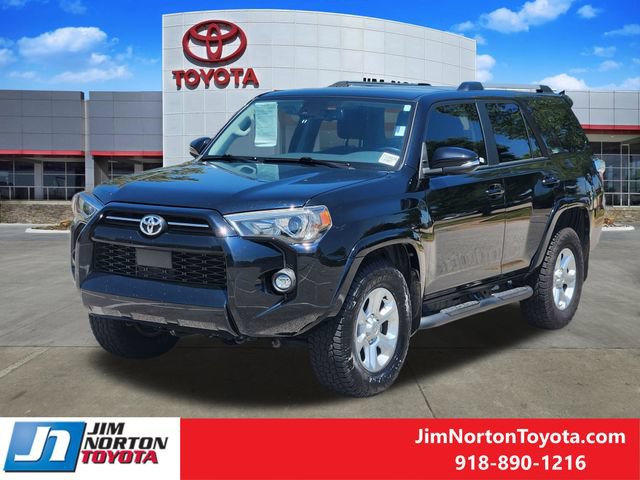 Used 2023 Toyota 4Runner SR5 Premium w/ Moonroof Package RWD image 4