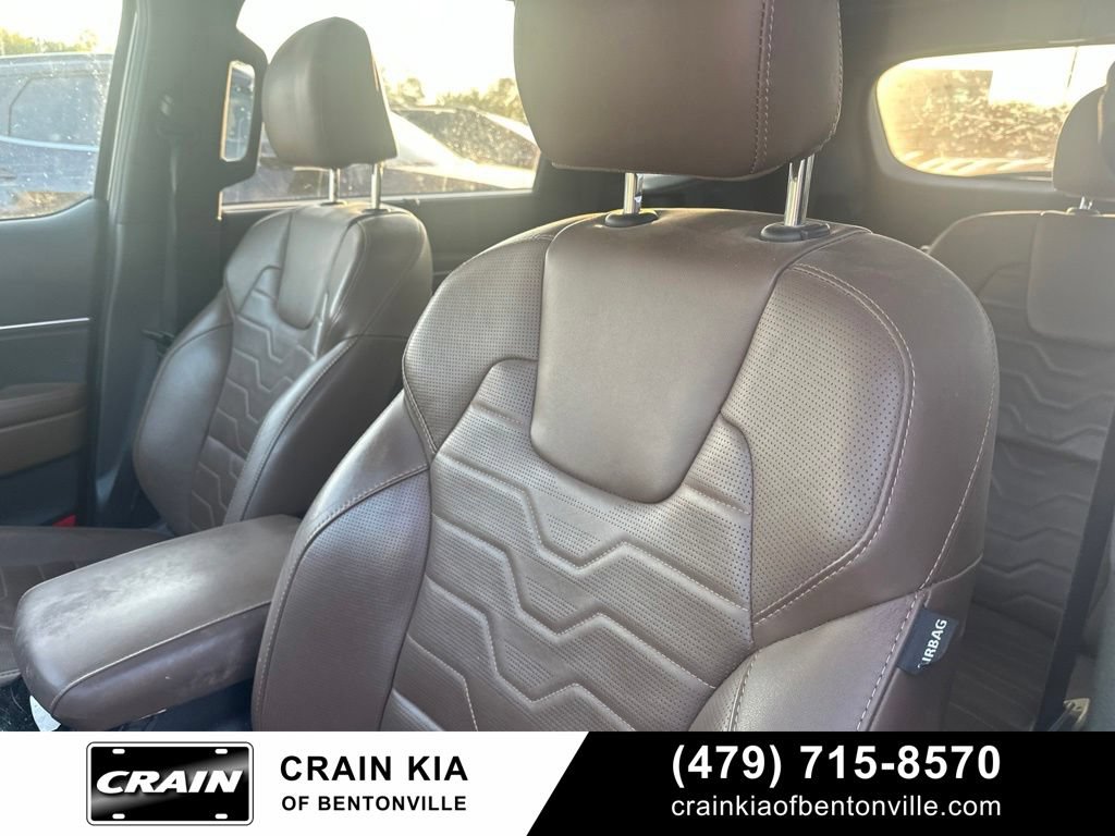 Used 2020 Kia Telluride SX w/ SX Prestige Package AWD/4WD image 17