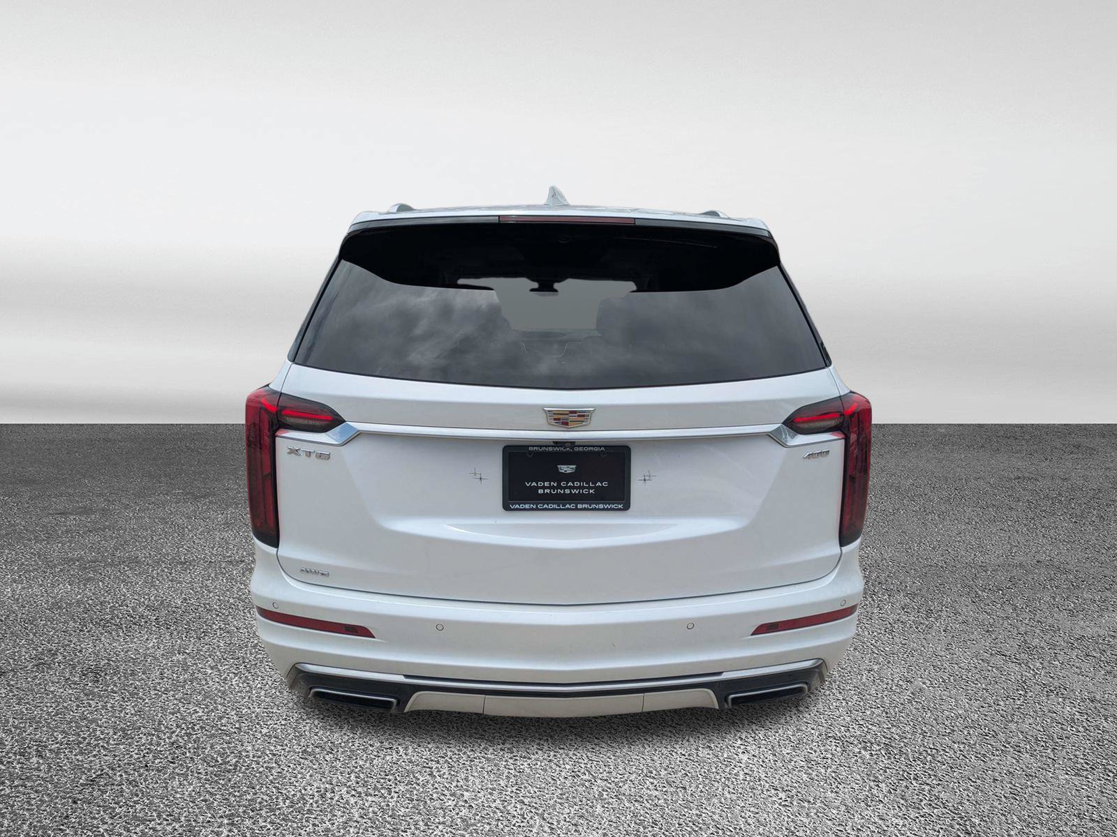 Certified 2023 Cadillac XT6 Premium Luxury AWD/4WD image 17