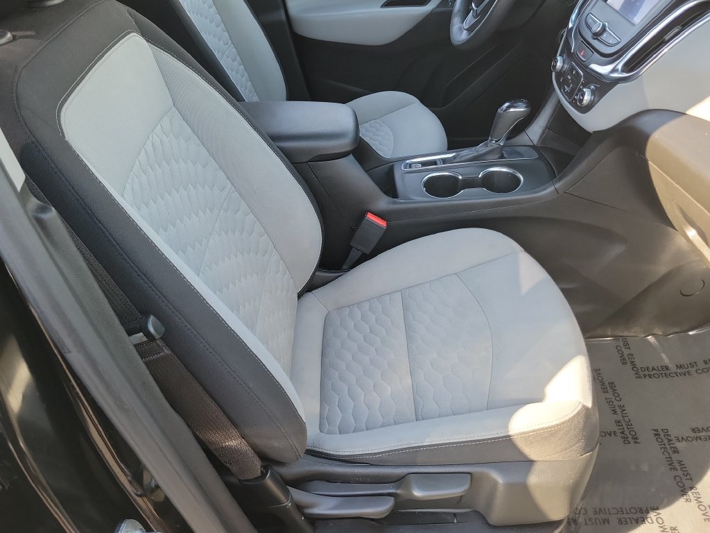 Used 2021 Chevrolet Equinox LS FWD image 17