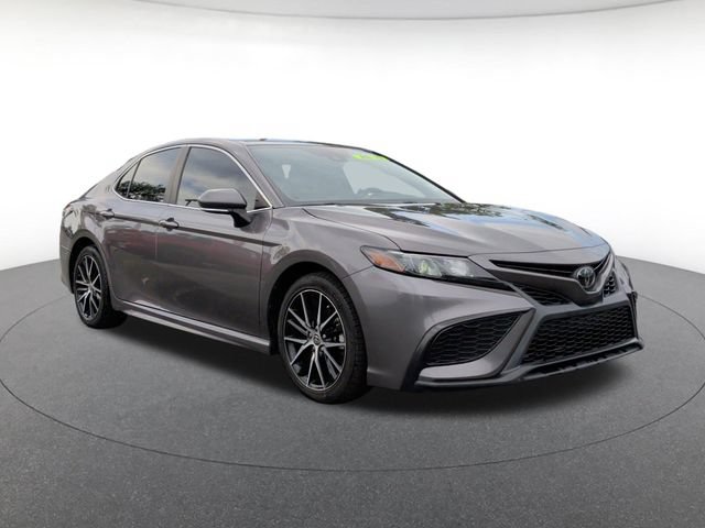 Used 2022 Toyota Camry SE FWD image 7