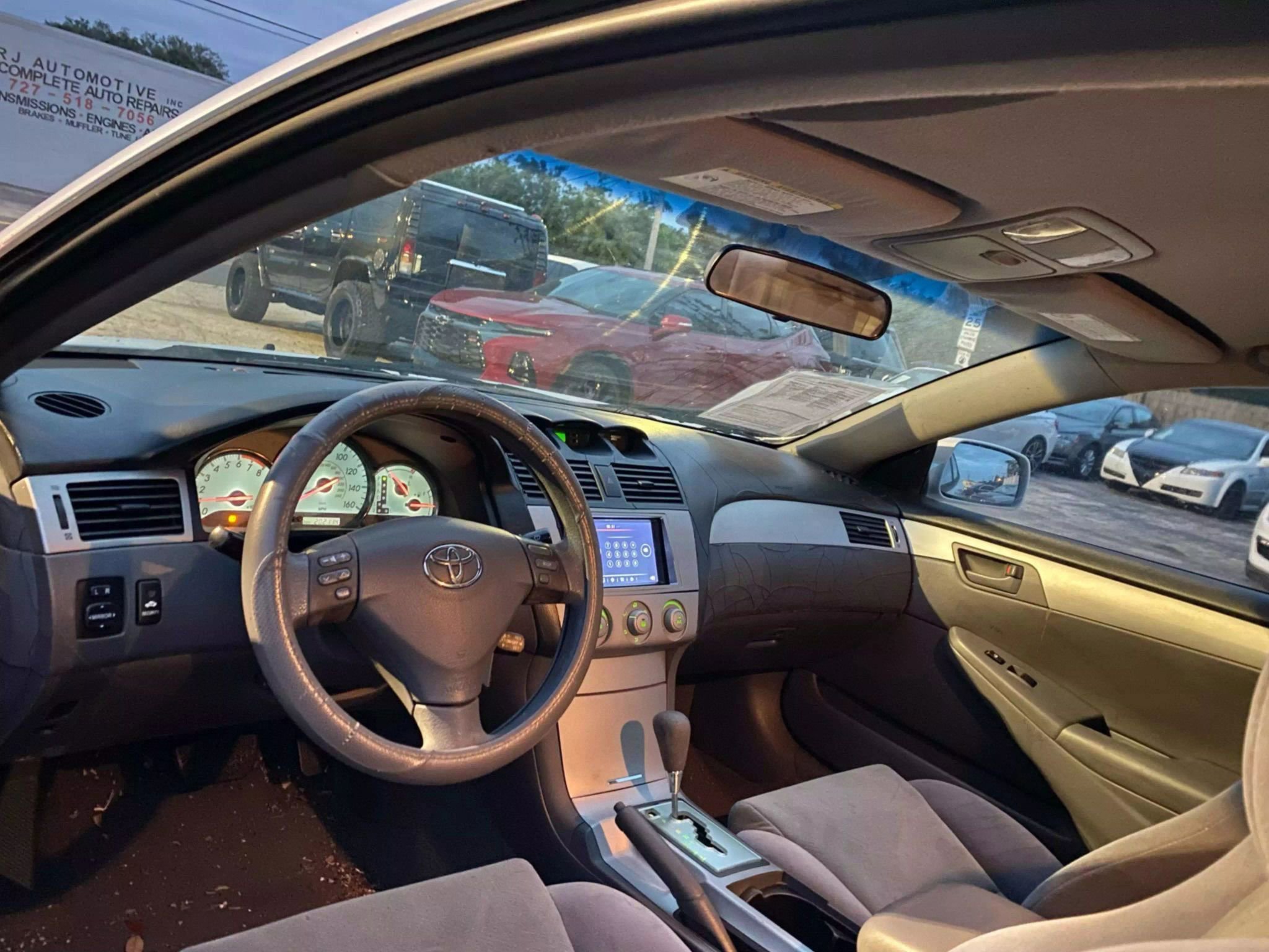 Used 2004 Toyota Solara SLE image 17