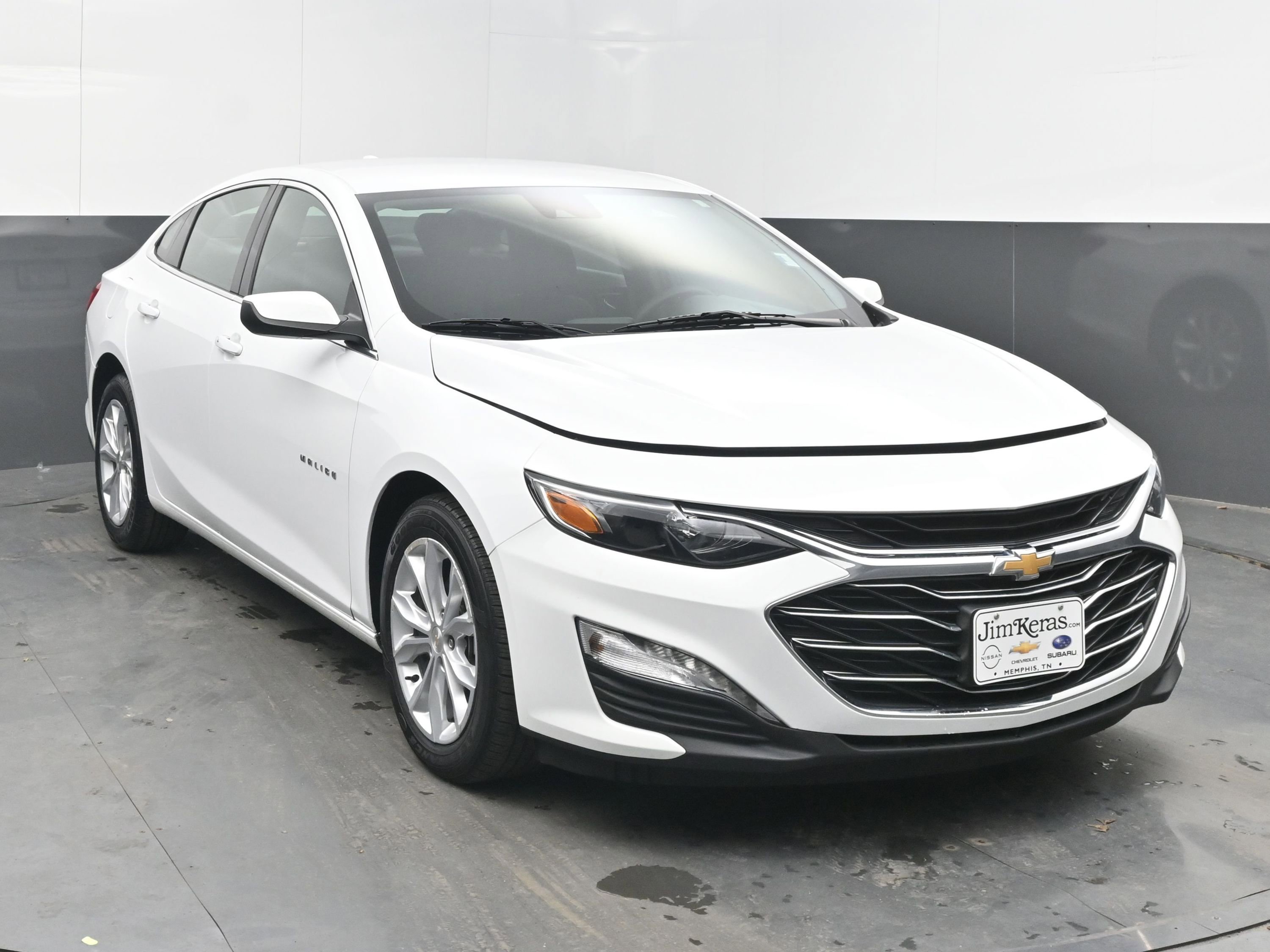 Used 2024 Chevrolet Malibu LT image 3
