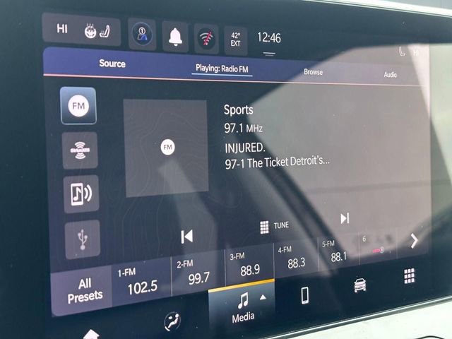 Used 2022 Jeep Compass Limited image 20