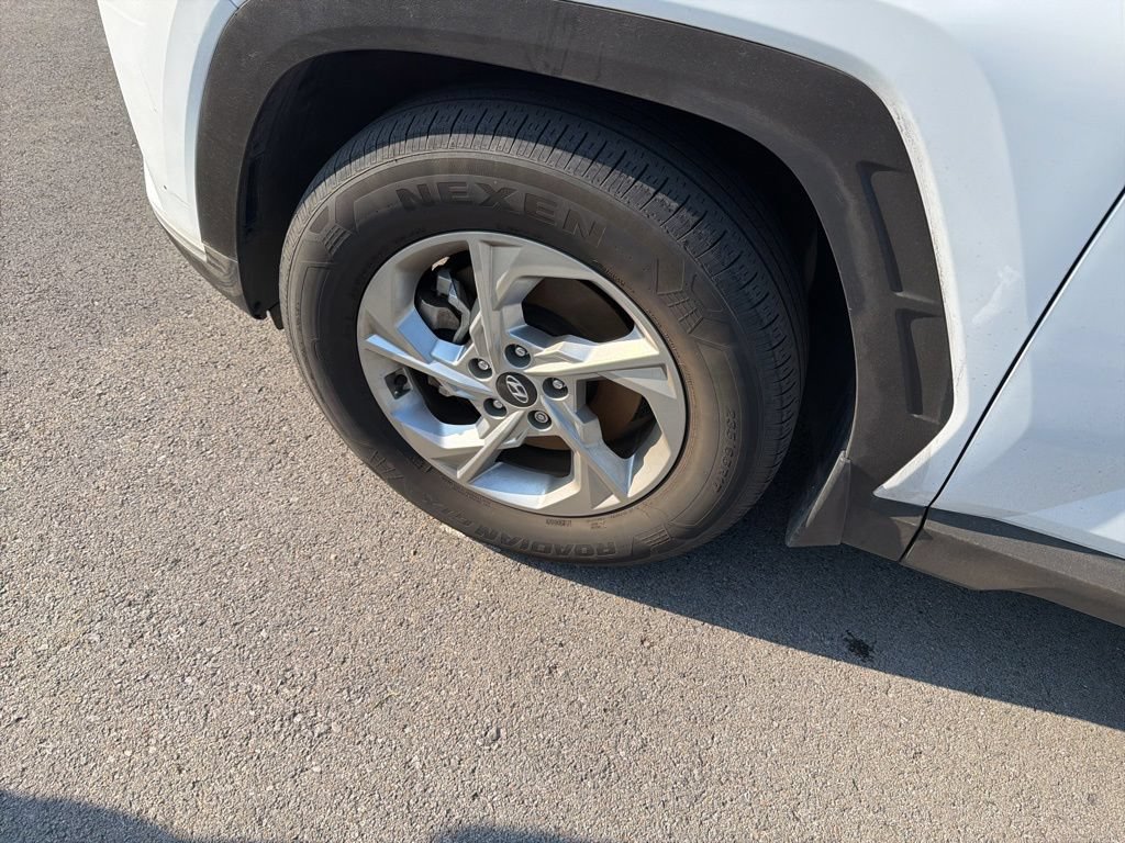 Certified 2024 Hyundai Tucson SEL FWD image 25