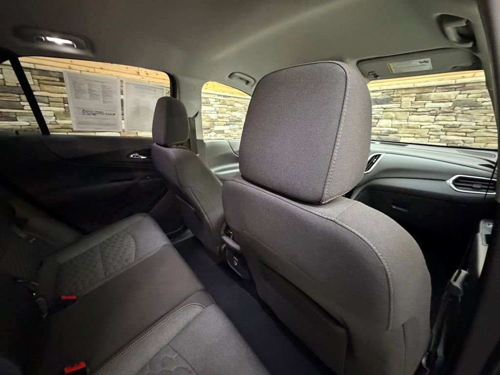 Used 2021 Chevrolet Equinox LT image 30